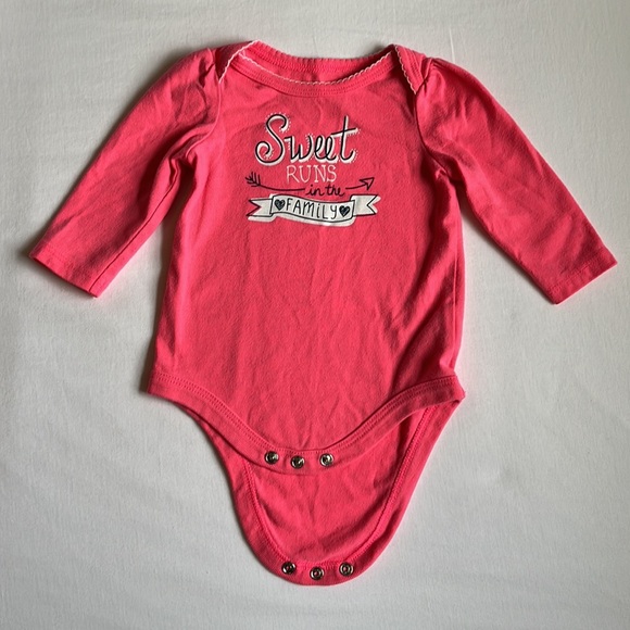 2 Baby Girl Outfits 0-3 Months - Picture 3 of 14